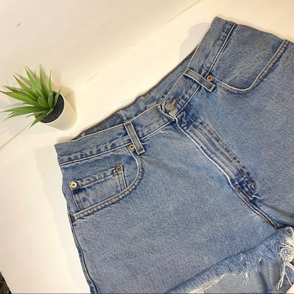 Levi 560 vintage shorts - Picture 2 of 4